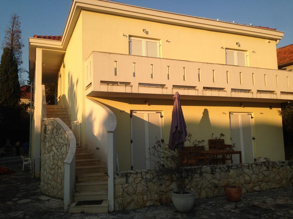 Apartments Casa Nostra Biograd Na Moru Esterno foto
