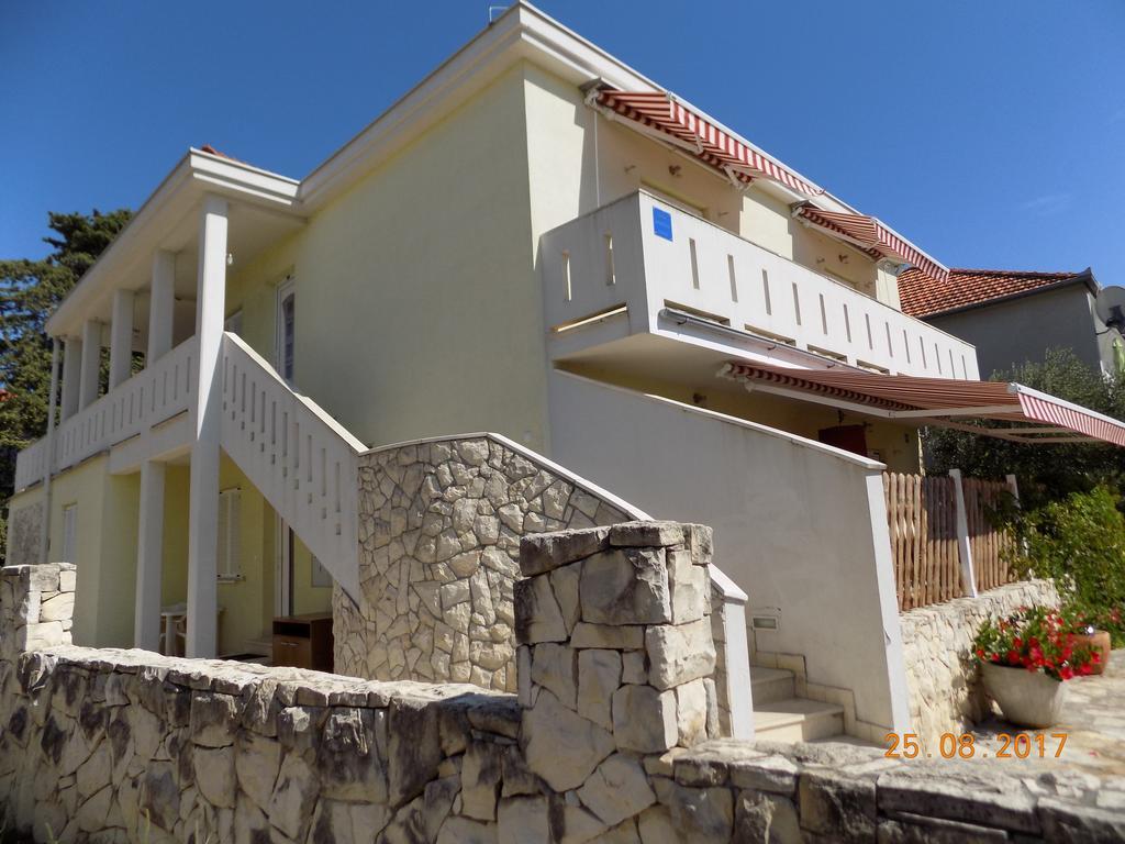 Apartments Casa Nostra Biograd Na Moru Esterno foto