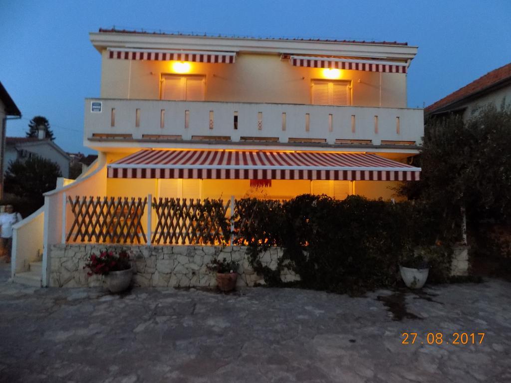 Apartments Casa Nostra Biograd Na Moru Esterno foto