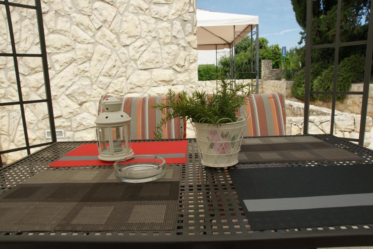 Apartments Casa Nostra Biograd Na Moru Esterno foto